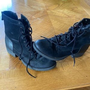 White Mountain Booties